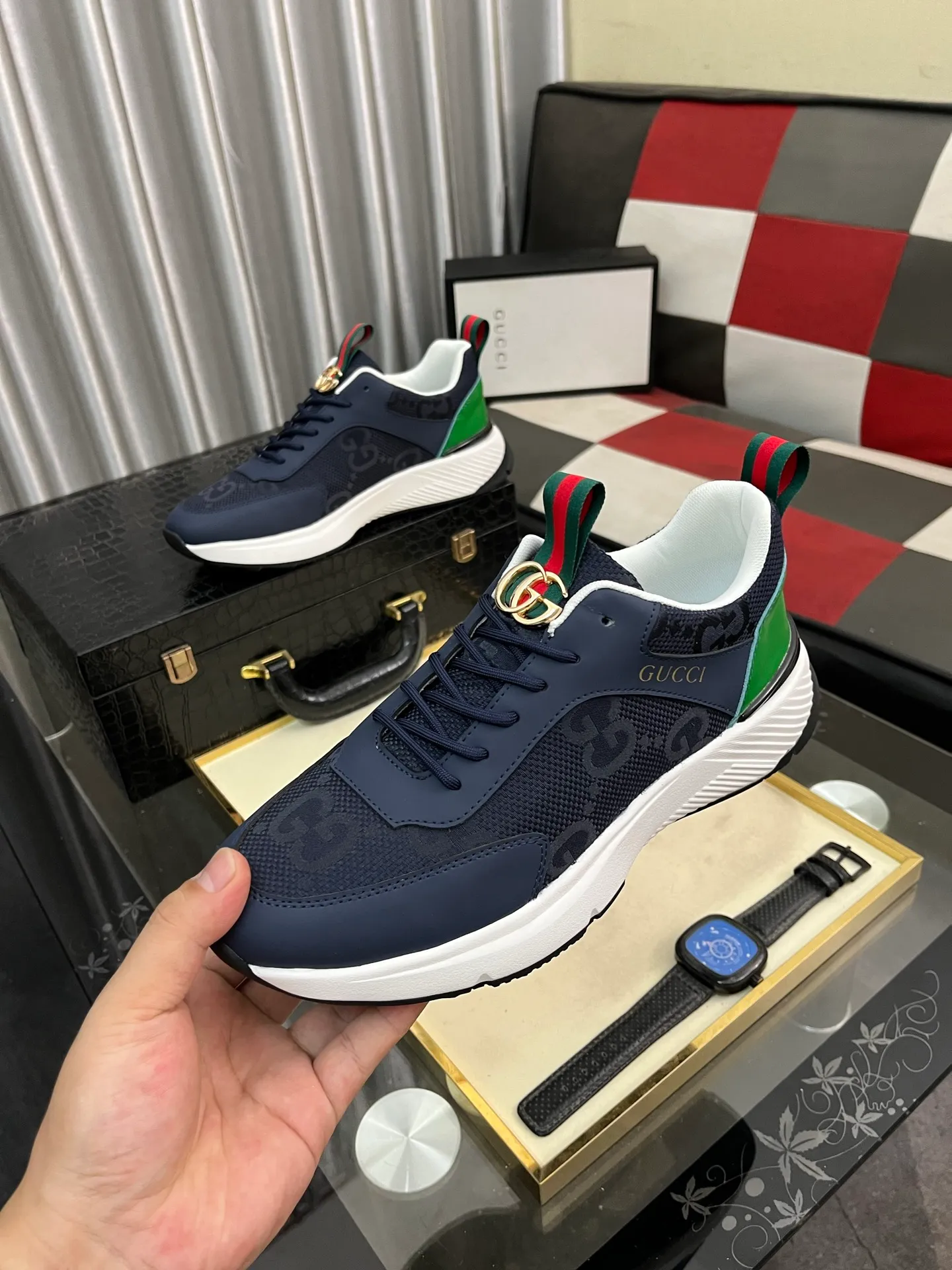 Men's Men's Shoes 💰458⌚️⌚️【GUCCI】Gucci men's latest white shoe series casual shoes! The official website is built 1:1. Upper: Made of imported cowhide, with electric embroidery ➕Inner lining: Made of high-quality first-layer pigskin, soft and comfortable. Picky material selection and exquisite workmanship give you the best enjoyment. Size: 38-443️⃣Colors available